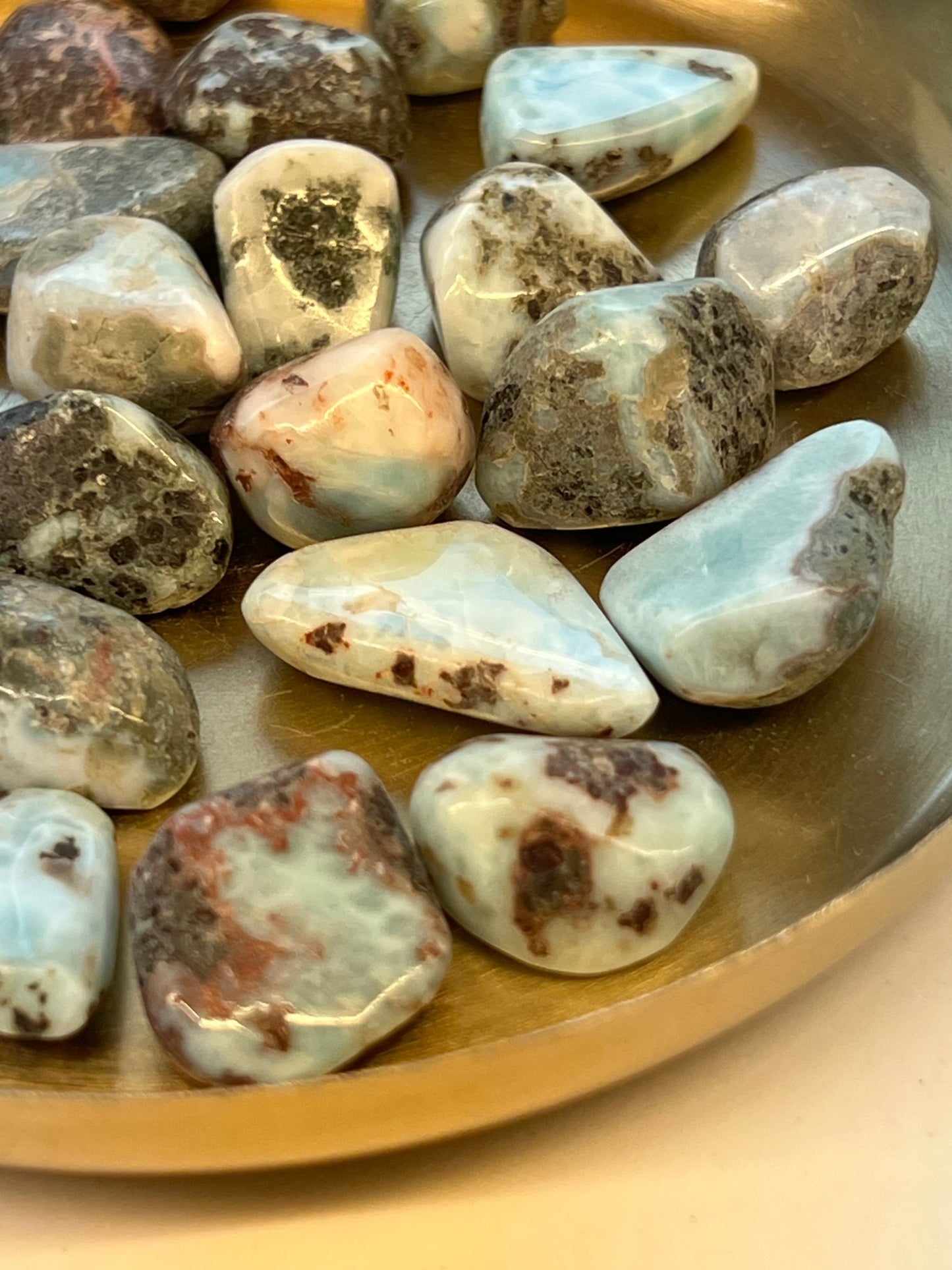 Larimar Trommelstein - KLIOlogie