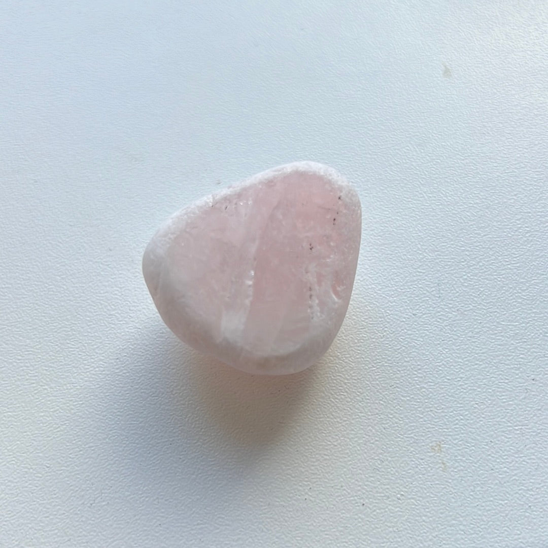 Rosenquarz Fensterkiesel - KLIOlogie