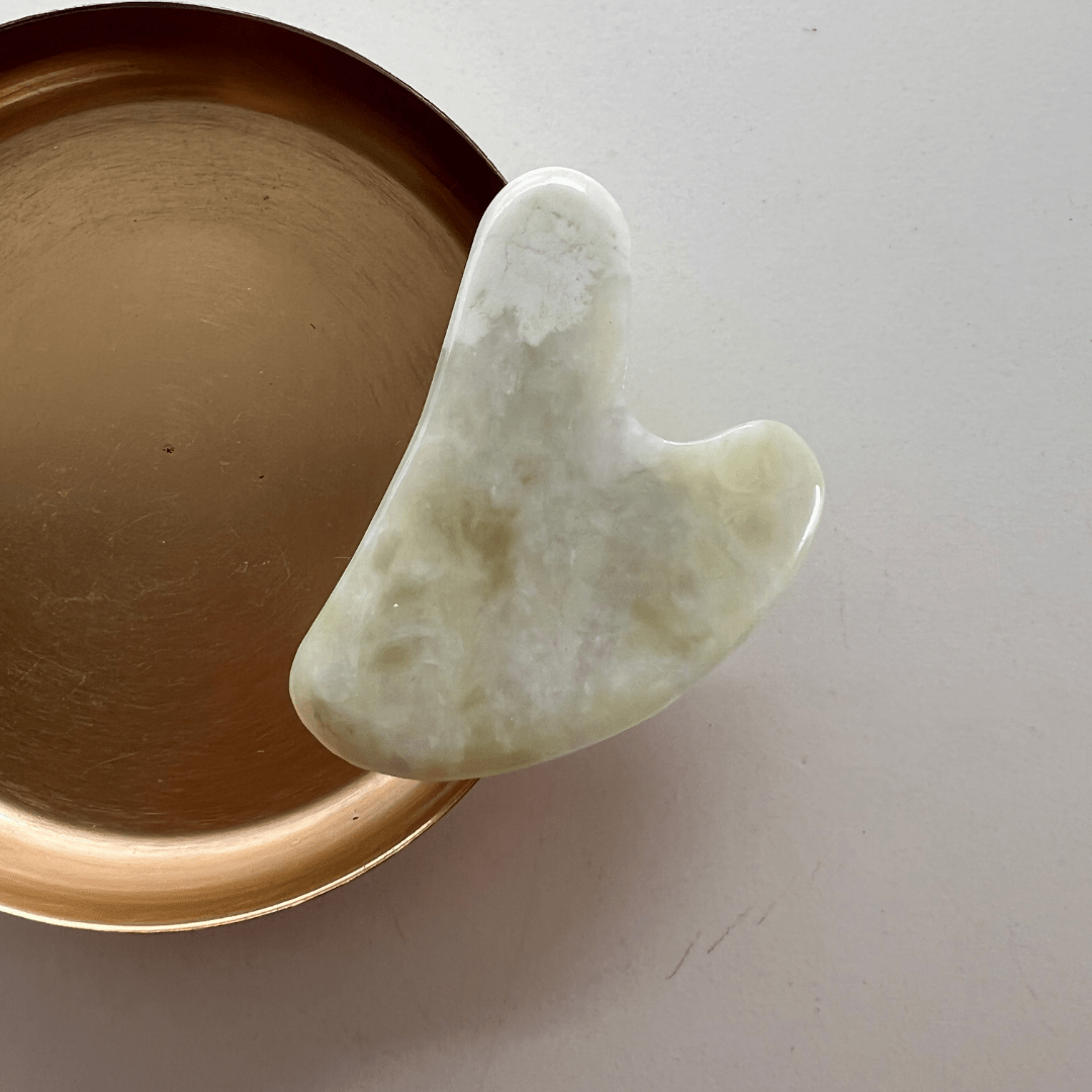 Gua Sha Xinyi Jade - KLIOlogie