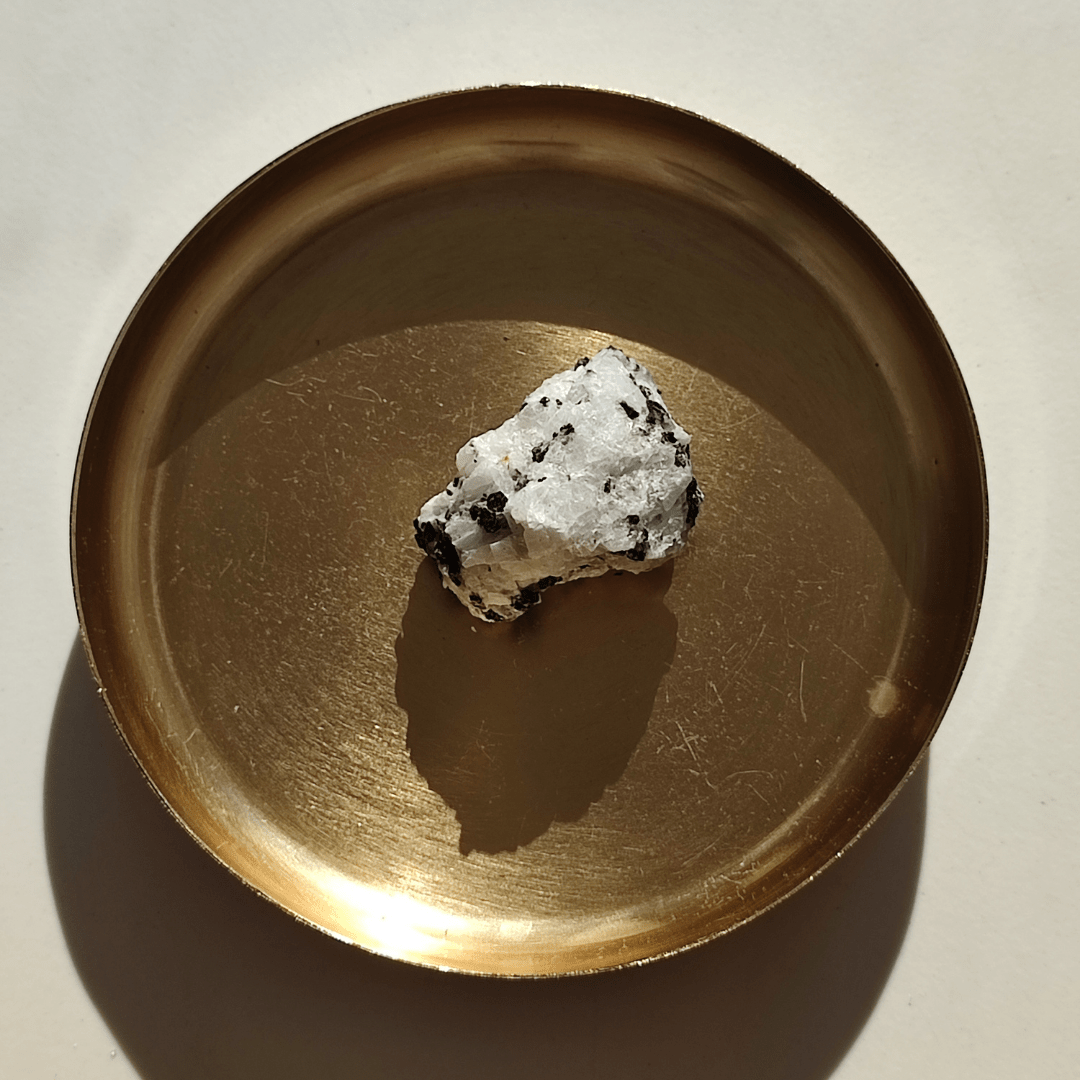 Regenbogen Mondstein Rohstein - KLIOlogie