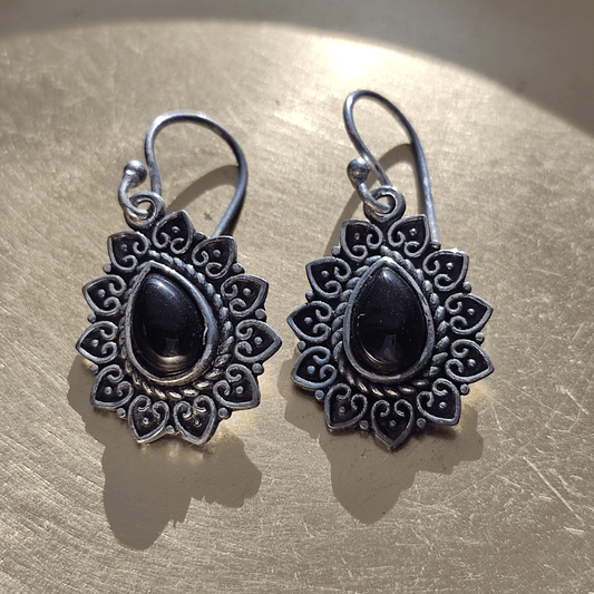 Schwarzer Turmalin Ohrringe - KLIOlogie