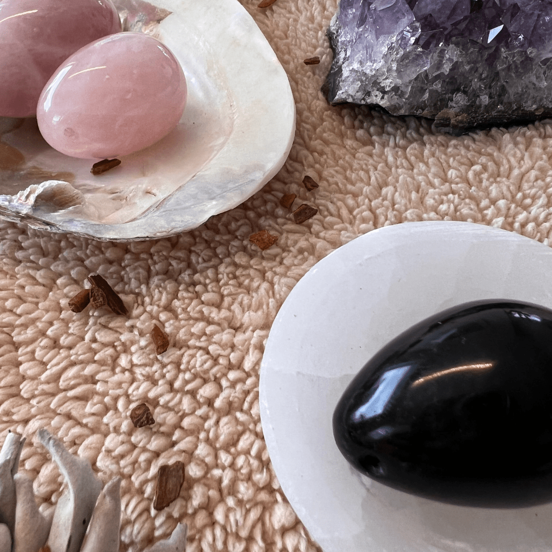 Yoni - Ei aus Amethyst - KLIOlogie