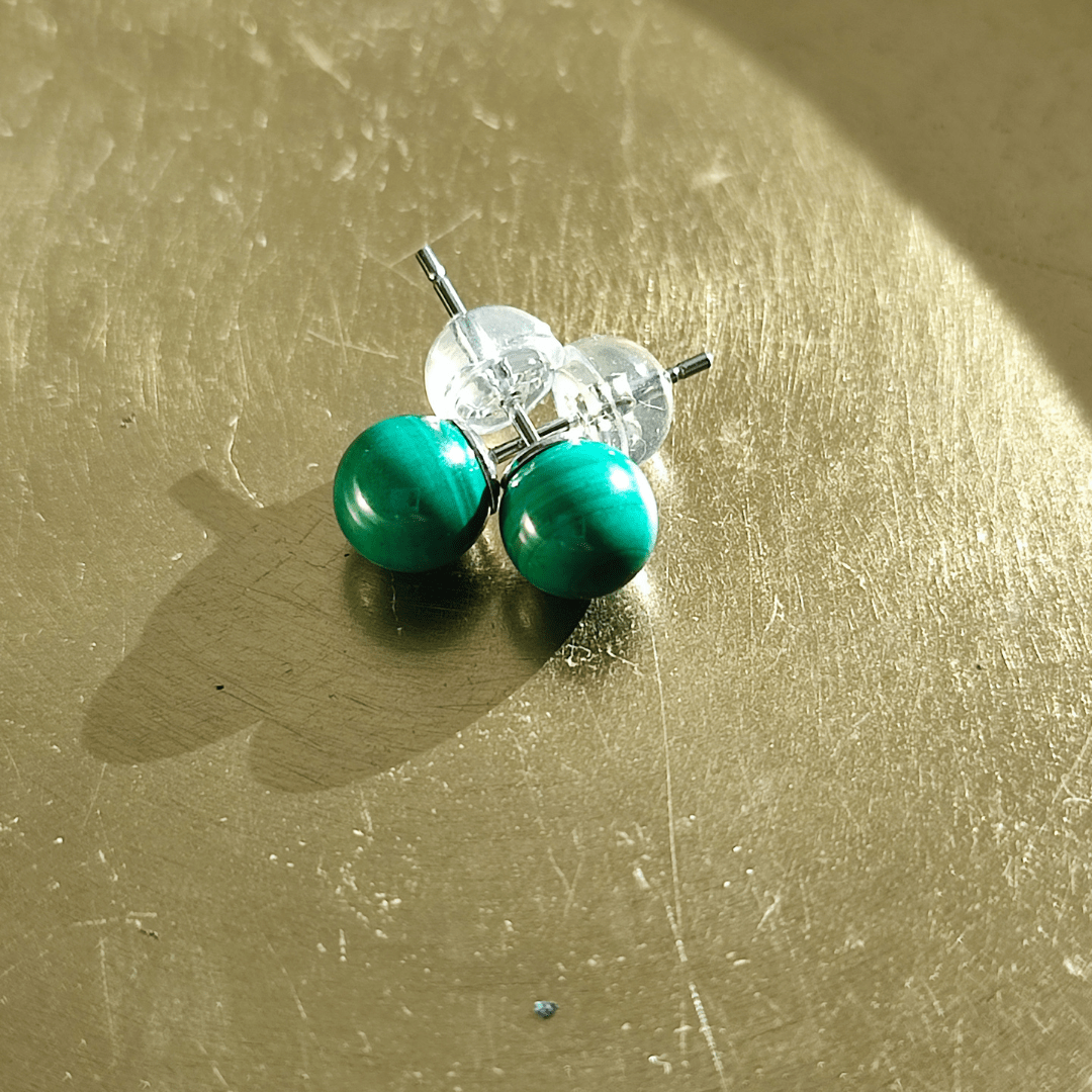 Malachit Ohrstecker - KLIOlogie