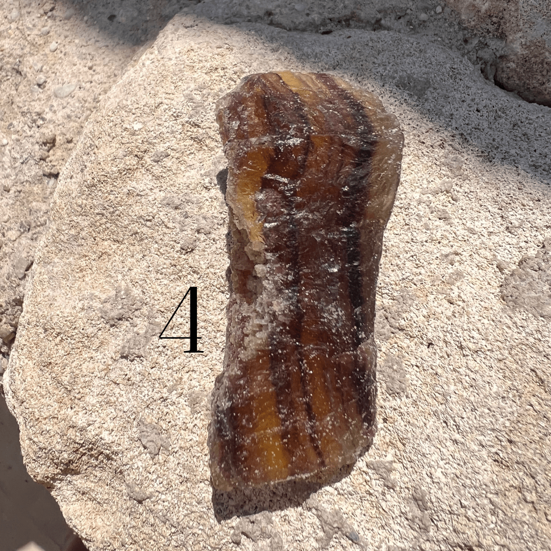 Regenbogen Fluorit Rohstein - KLIOlogie