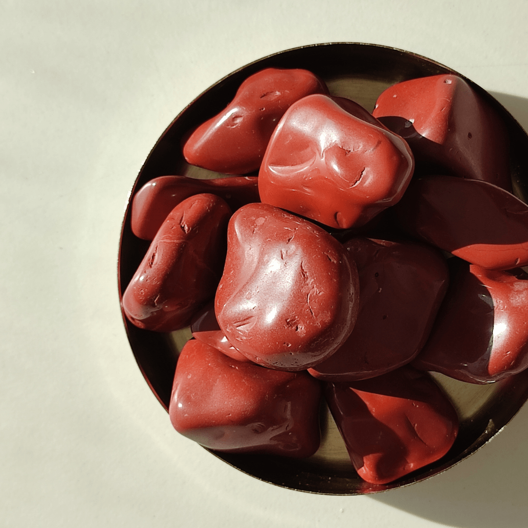 Roter Jaspis Trommelstein - KLIOlogie